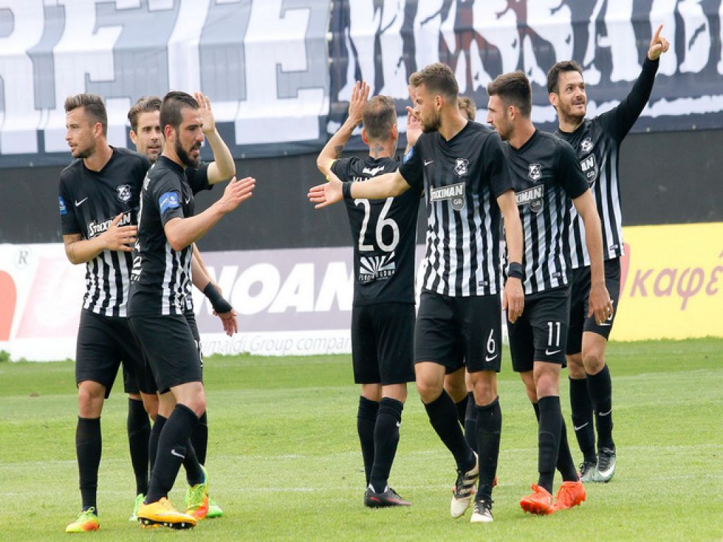 «Σκύβουμε το κεφάλι και συνεχίζουμε»