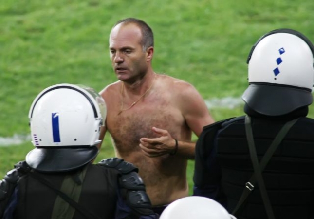 Τα… πέταξε ο Ζιώγας!