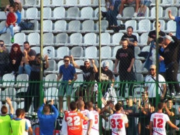 Ευχαριστίες σε διοίκηση και φιλάθλους