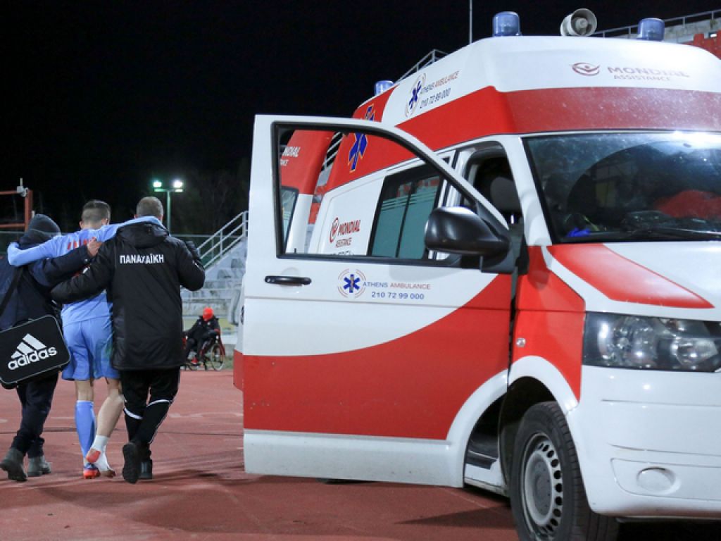 Έφυγε με ασθενοφόρο ο Γκίνο
