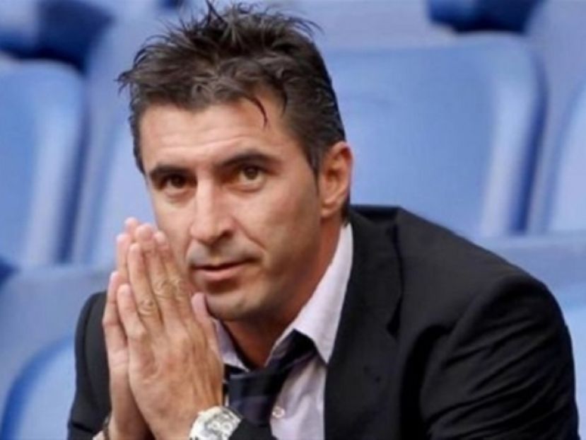 «Στο πλευρό του Ζαγοράκη»