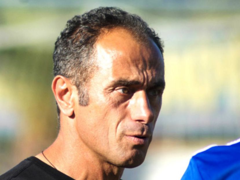 Συνεργασία με Καρυπίδη