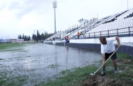 Η πλημμύρα έφερε… βάρη