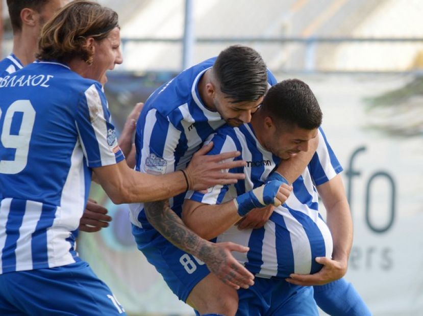 Με Πιαστόπουλο, χωρις Χοτζάλι