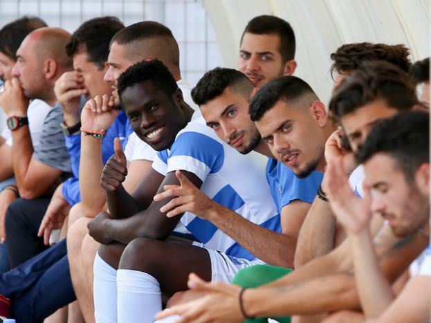 Επαφές με προπονητές