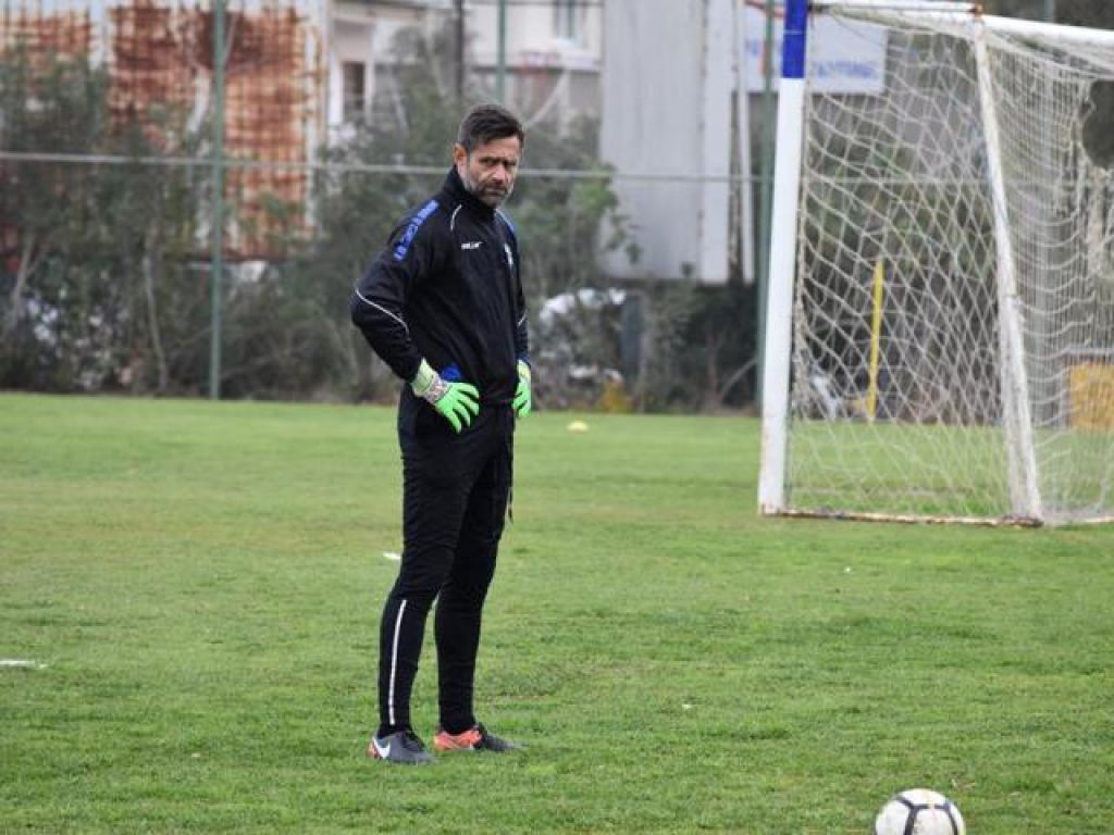 Ευχές στον 50αρη Λεκίδη