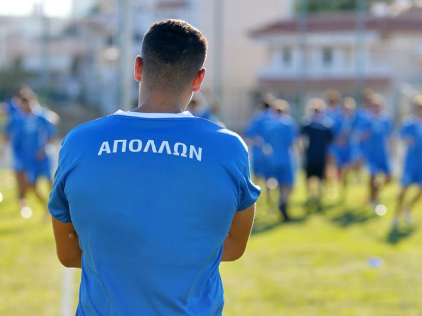 Συνολικά οκτώ φιλικά