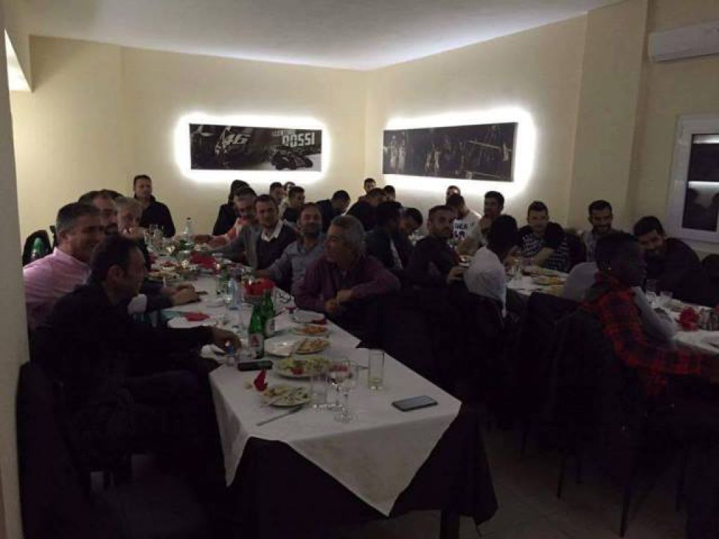Δείπνο στην Κέρκυρα