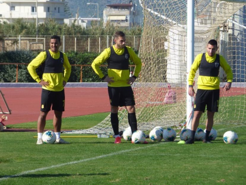 Αντίστροφα για επιστροφή ο Σαρρής