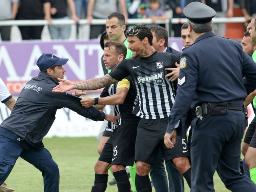«Να μην ξανασφυρίξει»