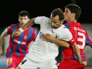«Παρωδία τα play off»