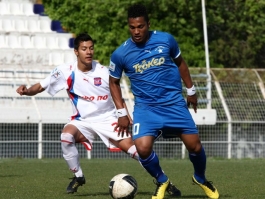Ο Άλβες στη Super League