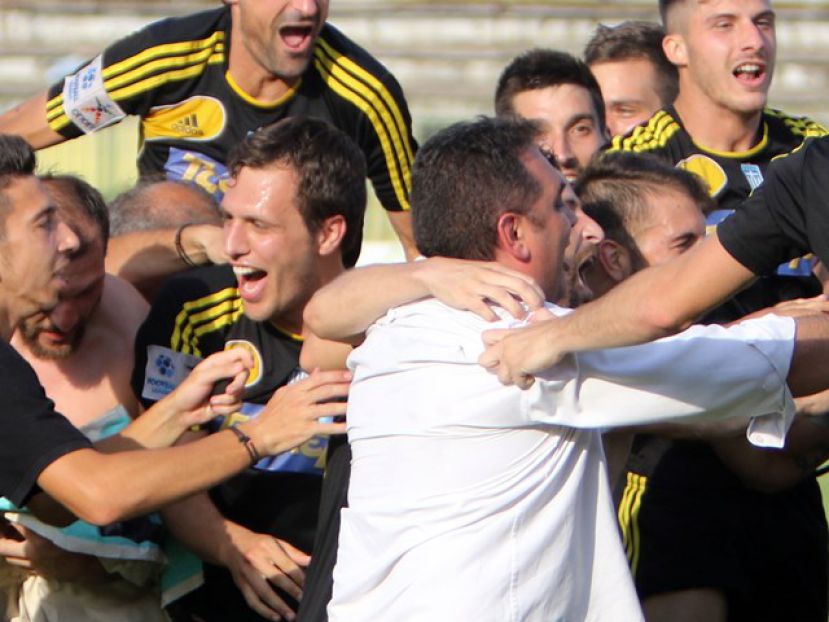 Συνεχίζει… μόνος!