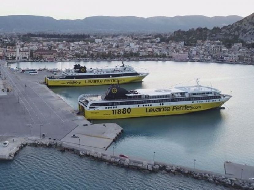 «Δεμένη» στο λιμάνι η Ζάκυνθος