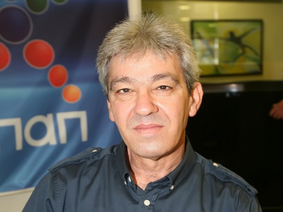 Ρέλλας: «Τα κεφάλια μέσα»