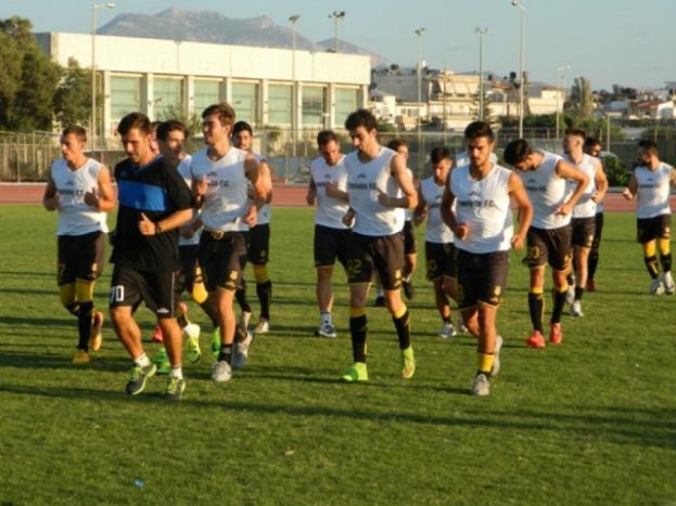 Επισημοποίησε δύο φιλικά