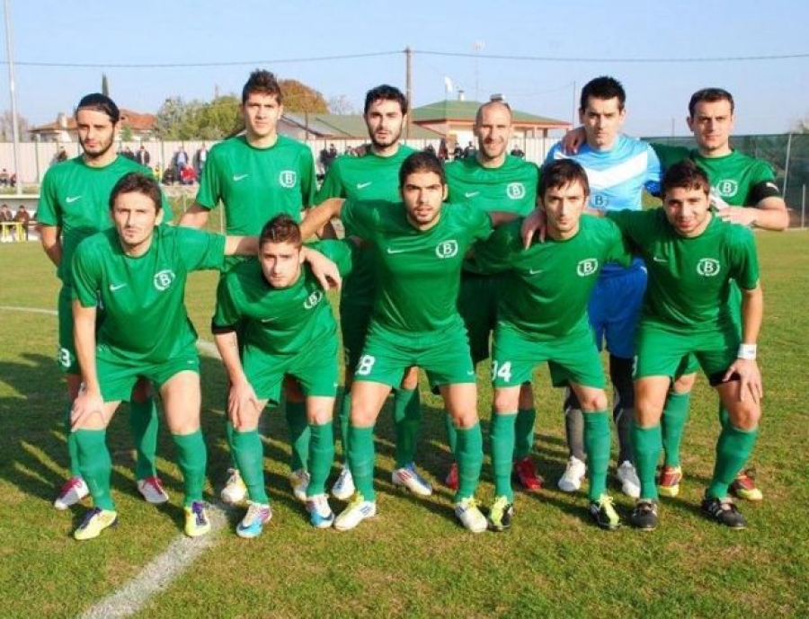 Φεύγει με 22 για Λάρισα