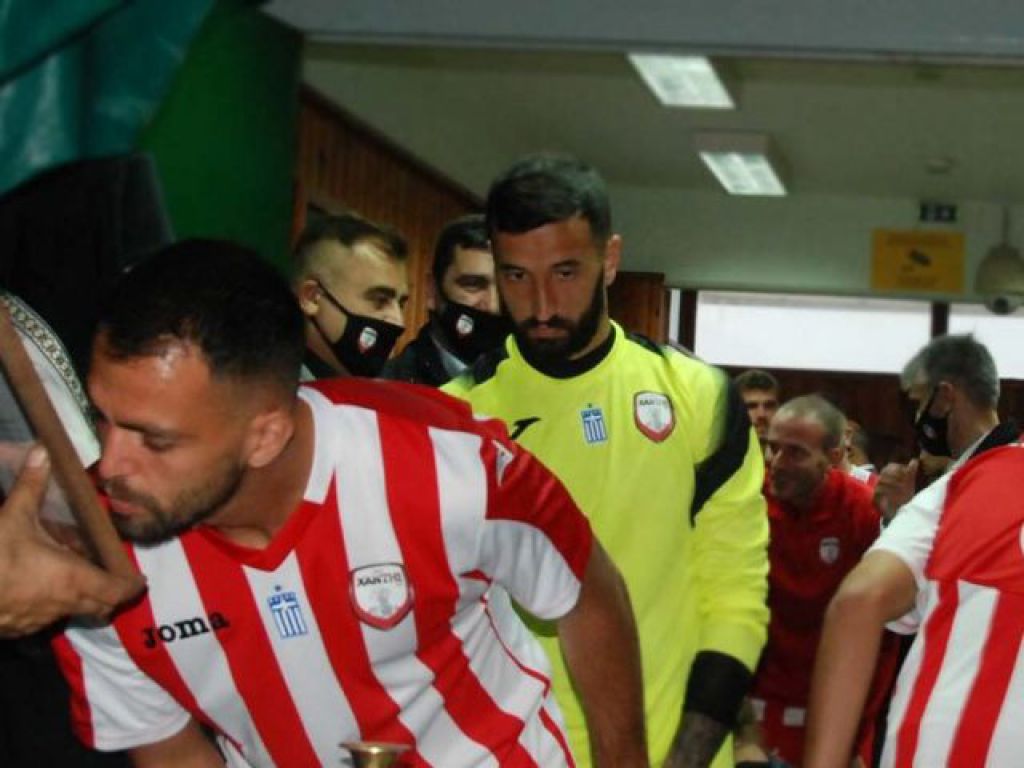 Αγιασμός και φωτογράφιση (pic)