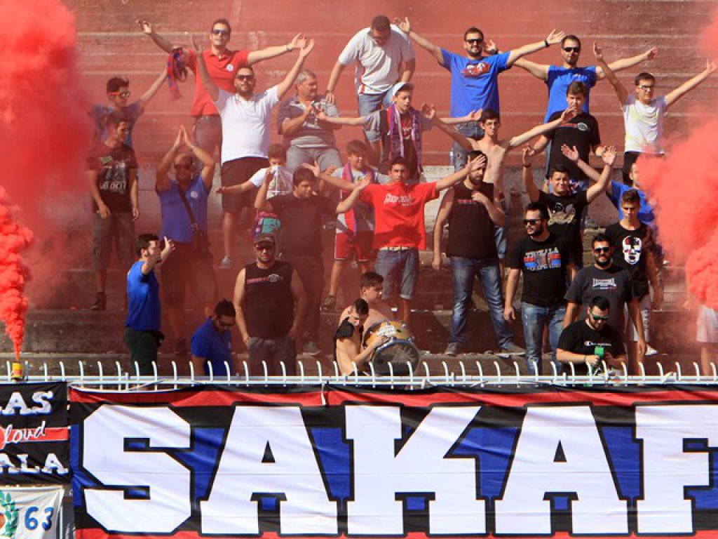 Ψάχνει νέα αρχή