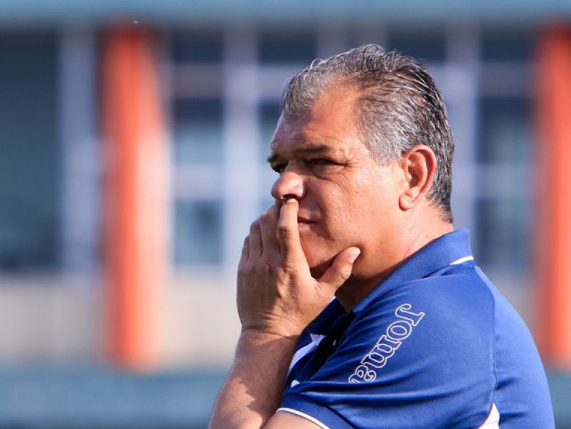 Θέλει το απόλυτο