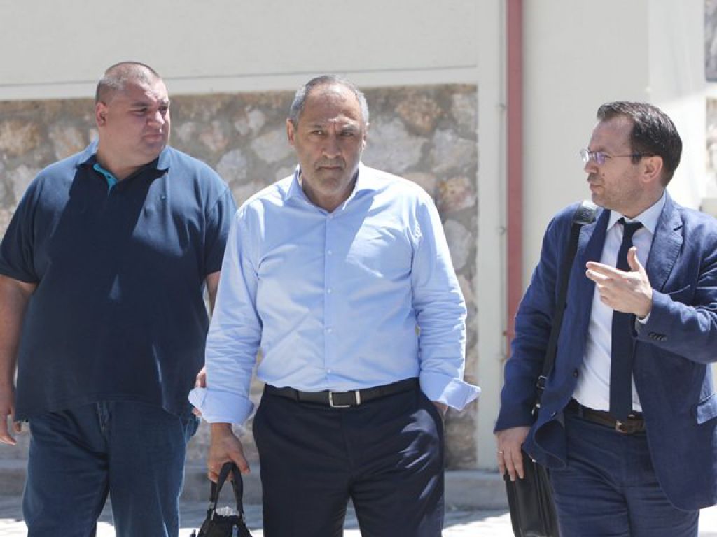 Πρόσκληση σε Ηρακλή