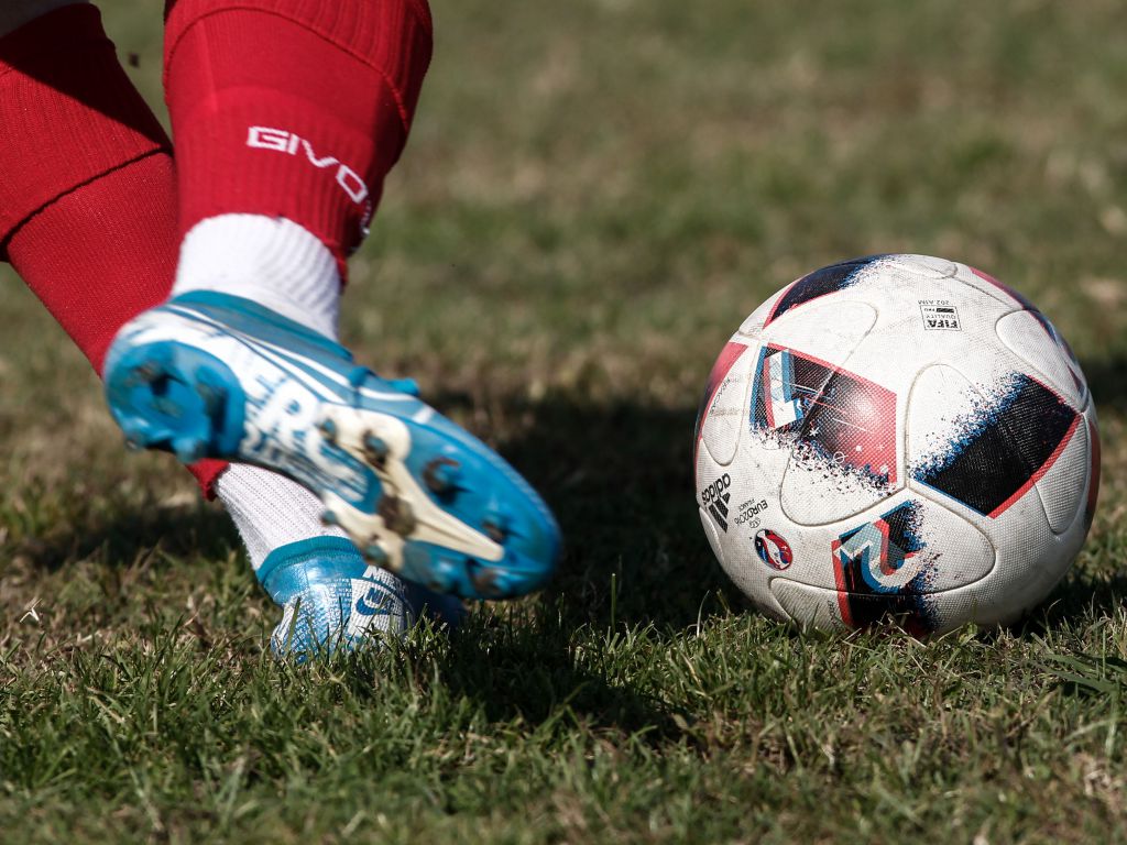 LIVE: Football League