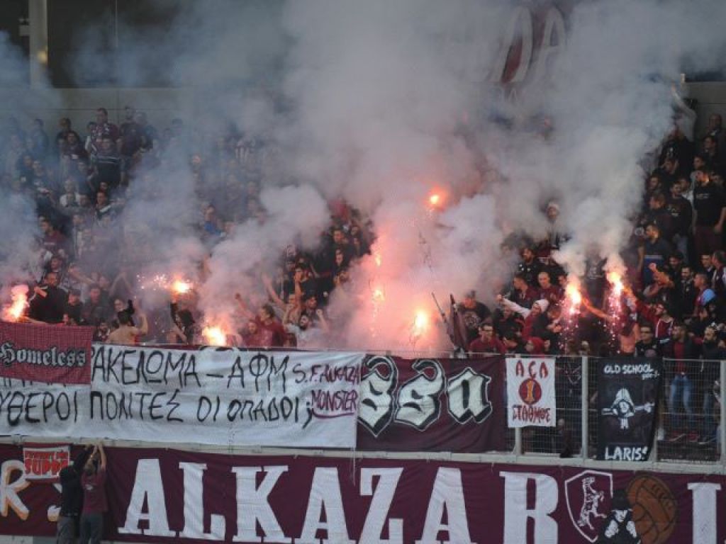 «Ύμνοι» και… επίθεση από ΑΕΛ