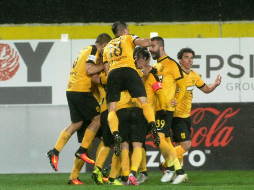 Χωρίς Τζιμπούρ, Τζανακάκη
