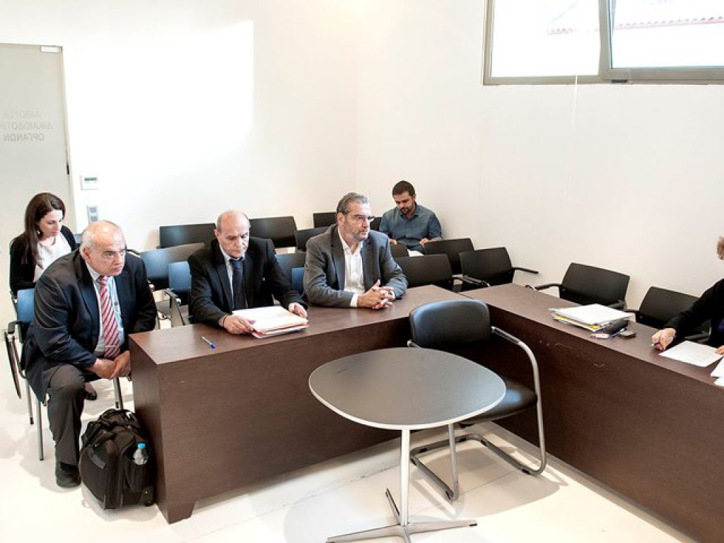 «Παράβαση καθήκοντος»!