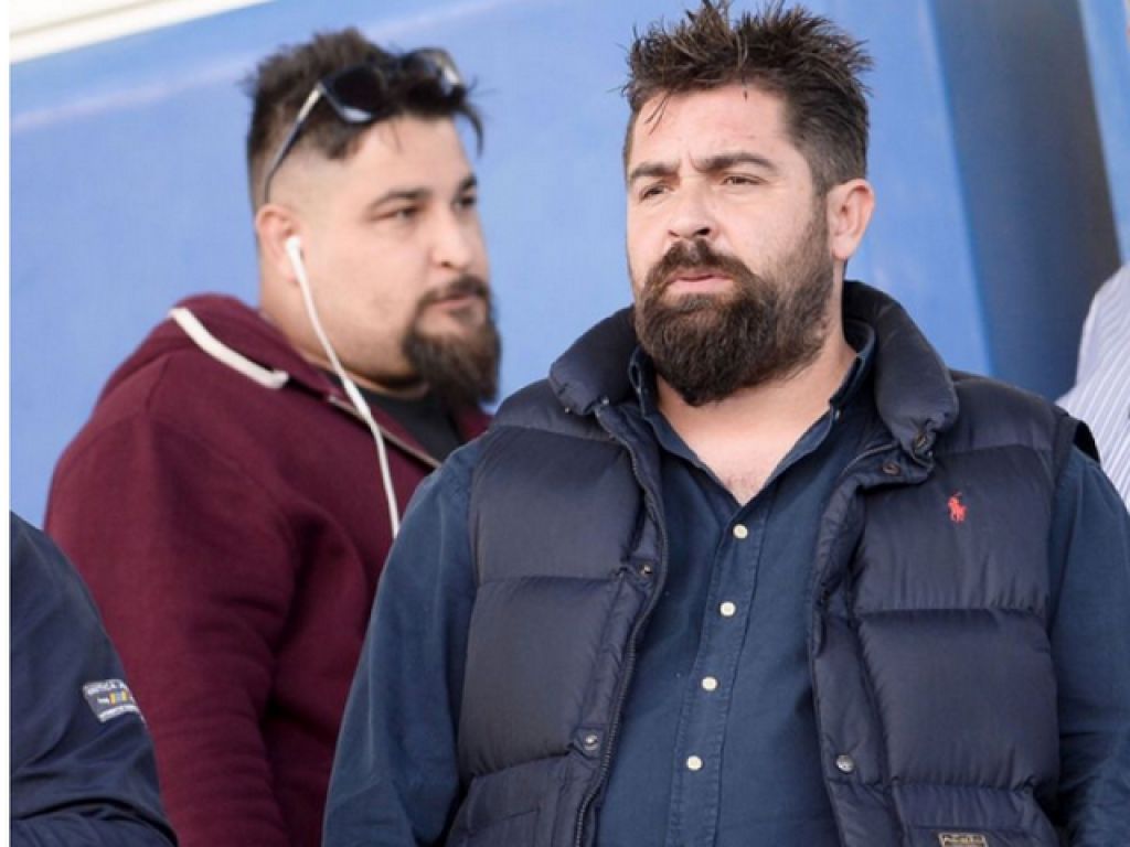 «Αποσύρουμε το ενδιαφέρον»