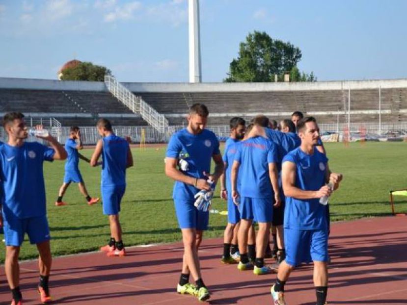 Σε ρυθμό… αναχώρησης