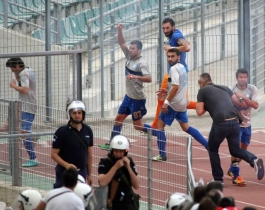 Δακρυγόνα στο Καυτανζόγλειο