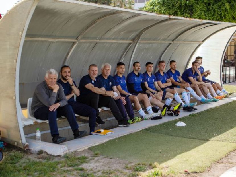 Στο «ψυγείο» ο Κωστούλας