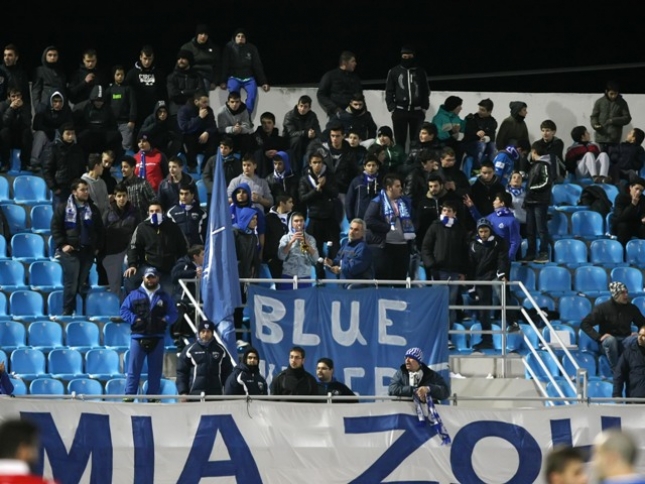 Μέσα ο Καρλόπουλος, έξω ο Γκέρα