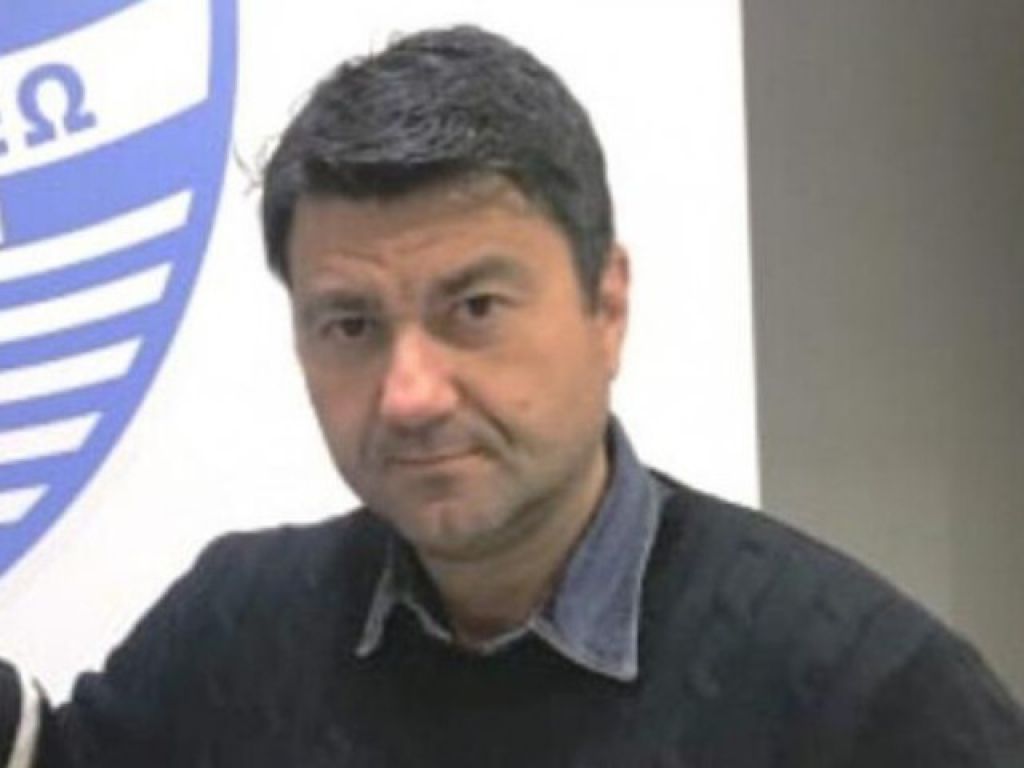 «Ζούμε μια παρωδία»