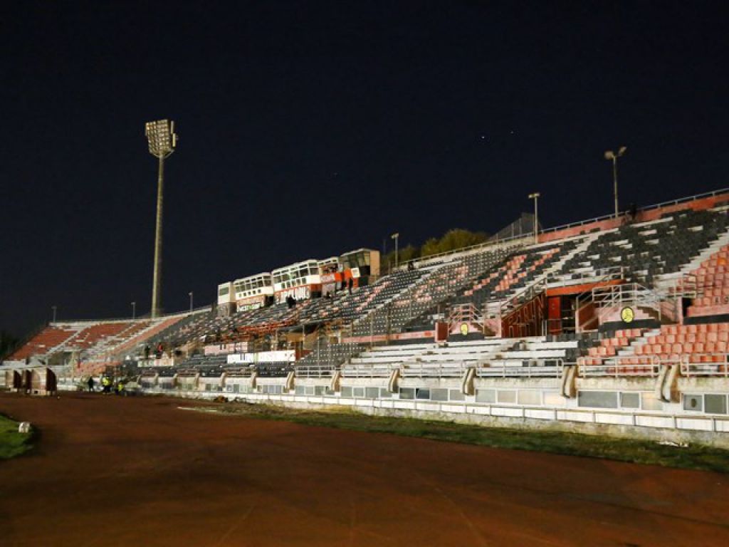 «Σέντρα στις 19:30»