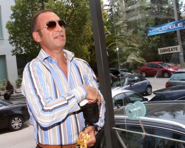 Υπογράφει την Τετάρτη ο Ιντζόγλου