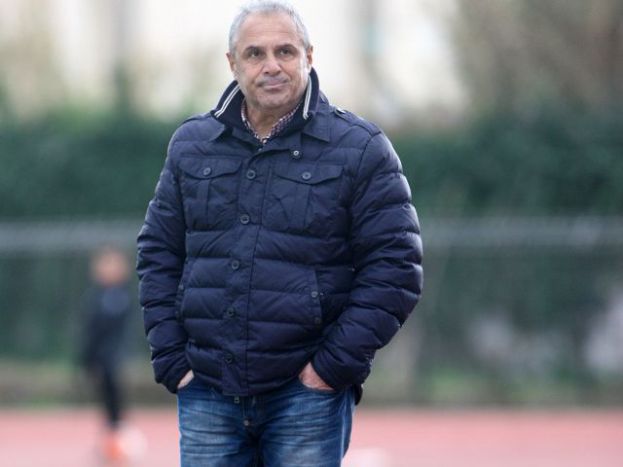 «Να αποβάλλουμε τη φλυαρία»