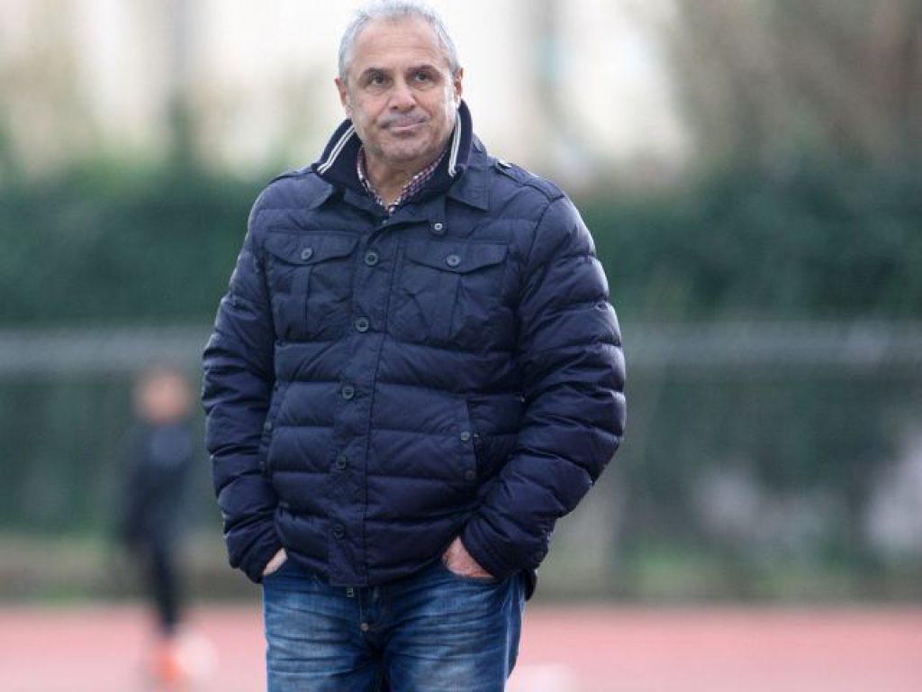 «Να αποβάλλουμε τη φλυαρία»