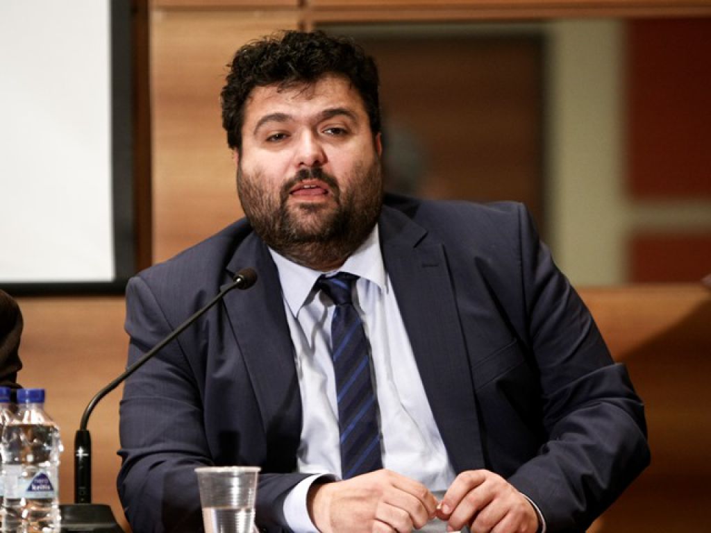 Επιδιώκει επαφή με Βασιλειάδη