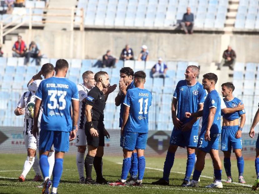 Τρεις εκτός στη Νίκη