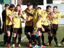 Ψάχνει γκολτζή