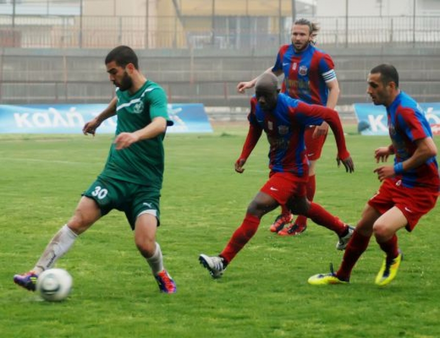 «Κατασκοπεύουν» την ΑΕΛ