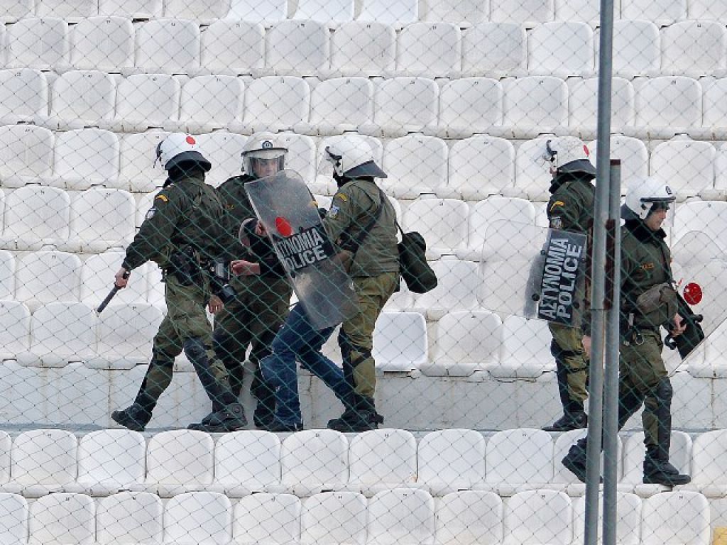 Πρόστιμα σε τρεις