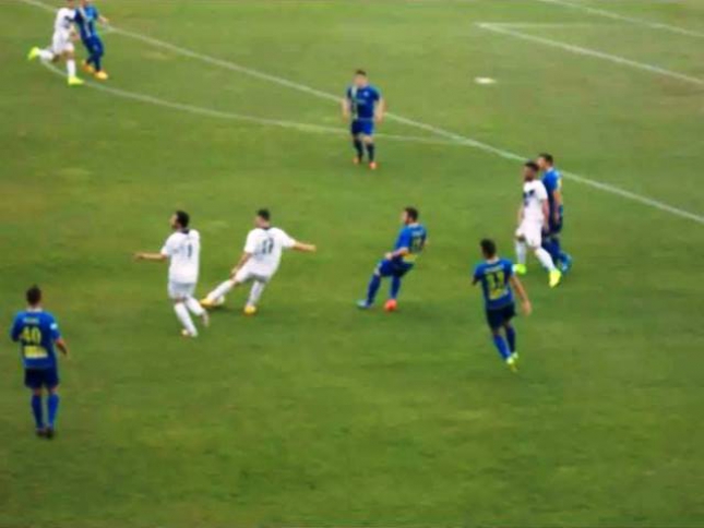 «Off side; Κι όμως δόθηκε!»