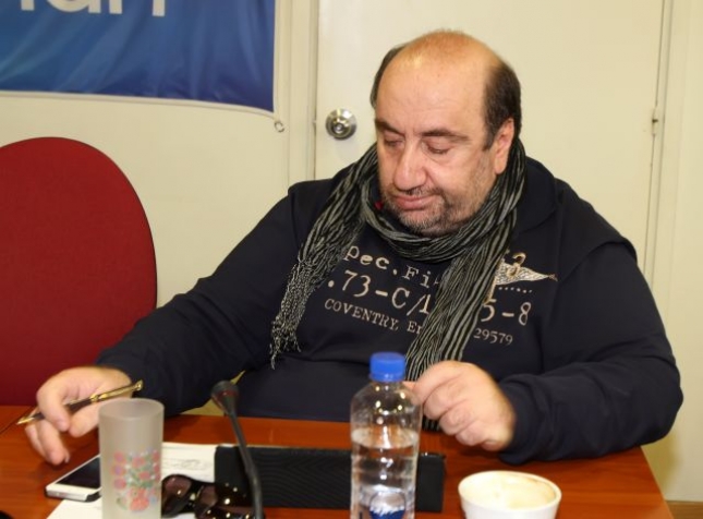 «Ποντικός και τιποτένιος»