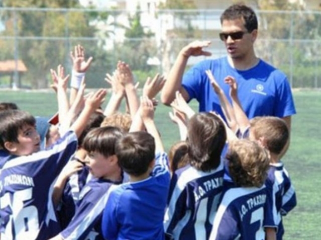 Ο Παρούσης στην Καλλιθέα