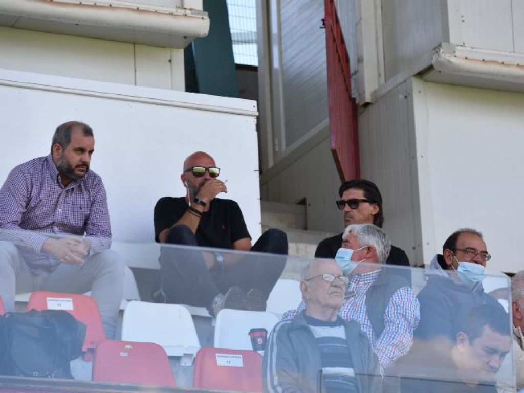 «Να κλείσει και η Super League»