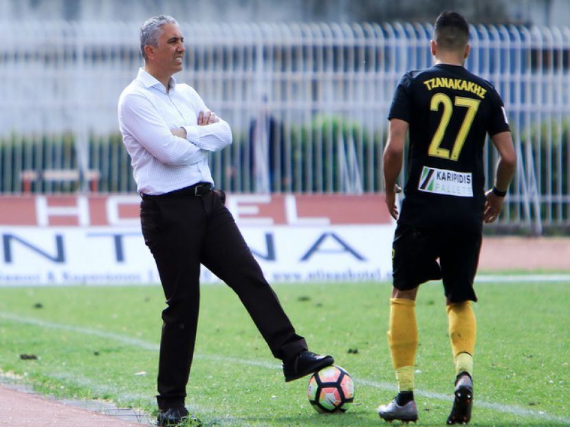 Ψήφο εμπιστοσύνης από Κωστένογλου