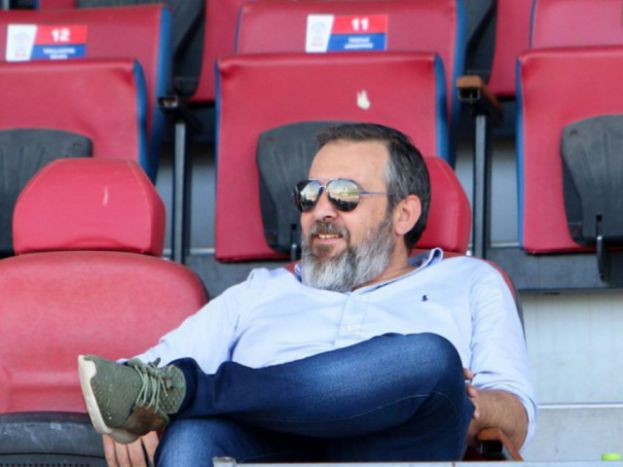 Ευχές στον Μπαταγιάννη